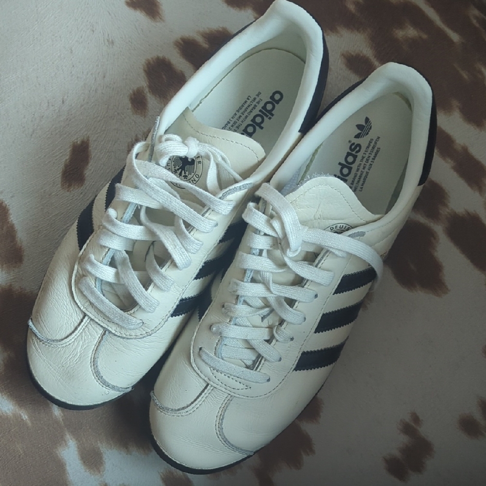 Adidas Men's White and Black Striped Sneakers
